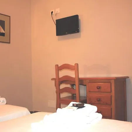 Carlos I Guest house *