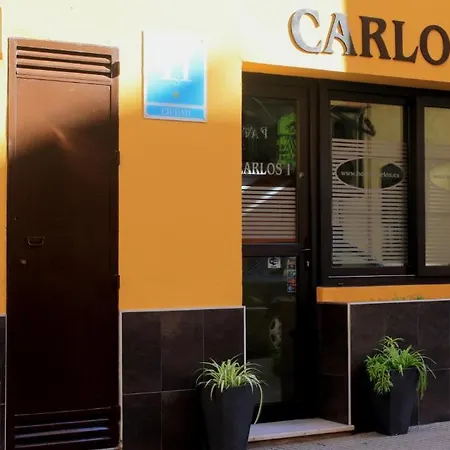 Carlos I Guest house La Linea de la Concepcion